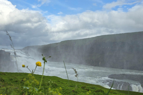 Golden Circle: Private Tour for up to 7 PAX /7 Hours/