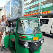 Manila: Explore Manila with Tuktuk, Learn about the city of Manila
