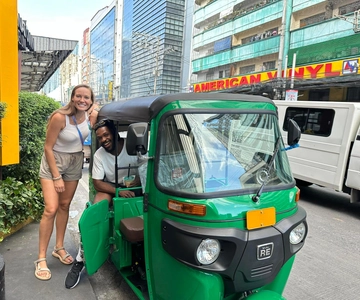 Manila: Guided Tuk Tuk Ride