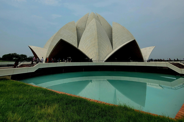 Delhi: tour mattutino spirituale, visita ai templi e colazione