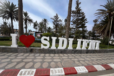 2-day tour: El Borj desert, Legzira, and Sidi Ifni from Agadir