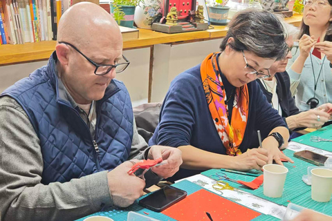 Beijing: Traditional Craft Workshop in Hutong