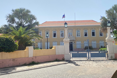 City Tour in Praia: Guided tour of the city of Praia with a local guide Solo City Tour