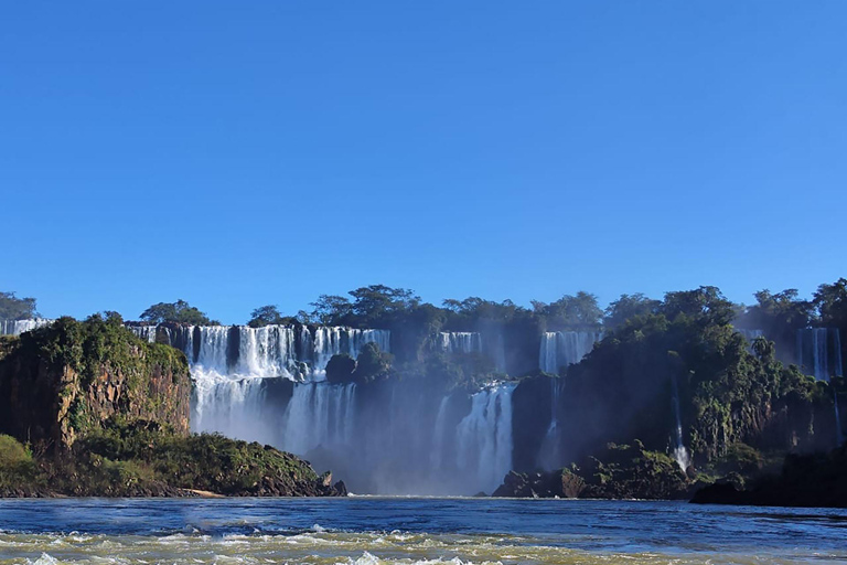 Exploring the Falls: Complete Tour of the National ParkMacuco Safari + (Guide, transport and ticket)