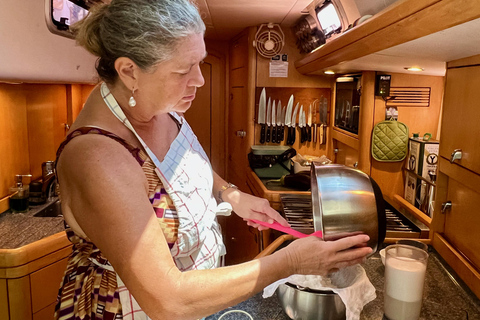 San Blas Islands 3-Days Luxury Sailing Yacht Tour with Meals San Blas Islands: 3-Day Luxury Private Yacht Sailing Tour