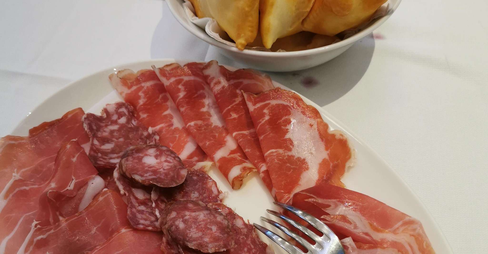 Parmigiano, prosciutto di Modena e aceto balsamico
