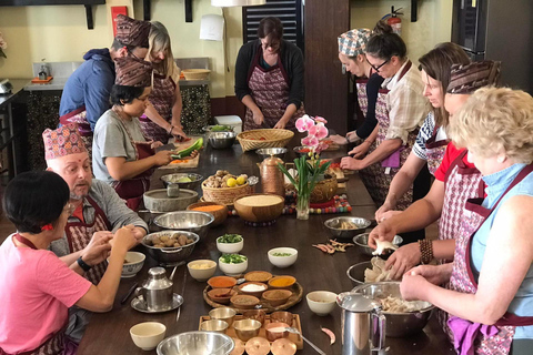 Kathmandu: Nepali Cooking Class with Meal