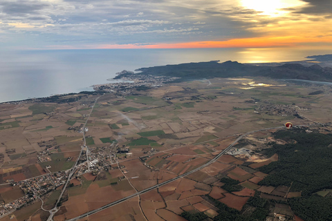 Costa Brava: turer med varmluftsballongCosta Brava: flygning med varmluftsballong