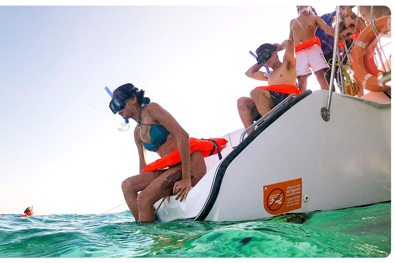 Cancun: Premium Catamaran with Transportation & Dock fee