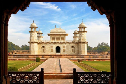 From Delhi 3 Days Golden Triangle Tour: Delhi, Agra & Jaipur Private: 3 Days Tour With Car & Guide Only (Without Hotel)