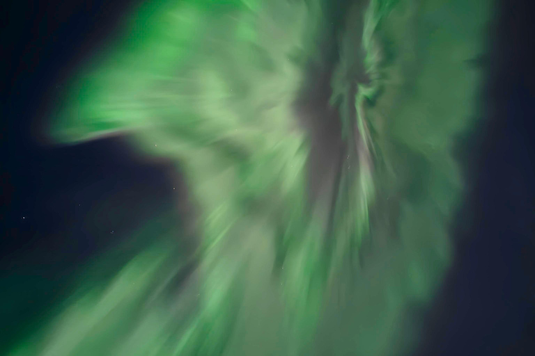 Rovaniemi: Northern Lights Hunt with Local Guides