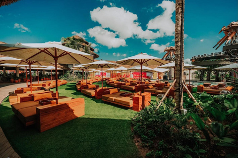 Bali/Canggu: Atlas Beach House Day Pass Full Day Pass