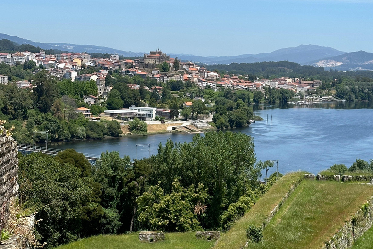 From Porto: Santiago, Valença & Tui Full-Day Trip