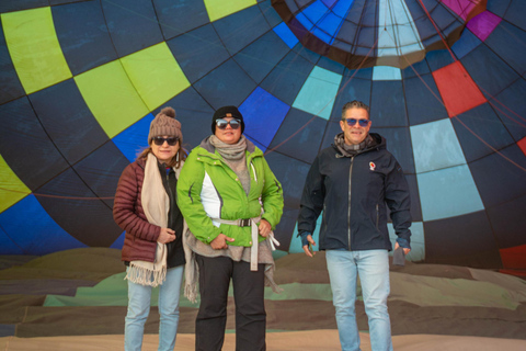 Meksyk: Balon na ogrzane powietrze nad Teotihuacán ze śniadaniemLot balonem na ogrzane powietrze tylko z prezentem-niespodzianką!!!!