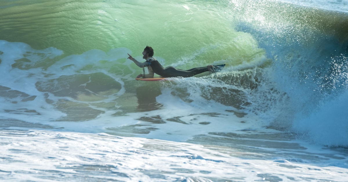 5-dages surfcamp med undervisning og udflugter | GetYourGuide