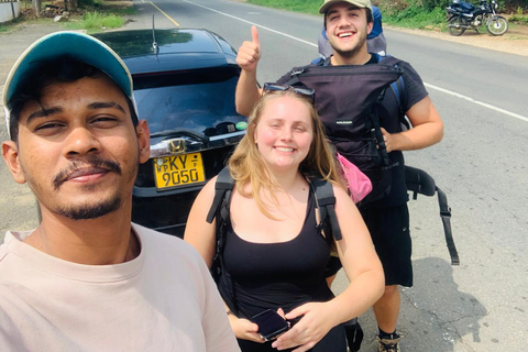 Colombo: Private Transfer to Sigiriya or Kandy with Stops