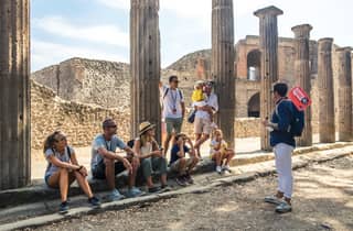 Sorrent: Ganztagestour nach Pompeji und zum Vesuv
