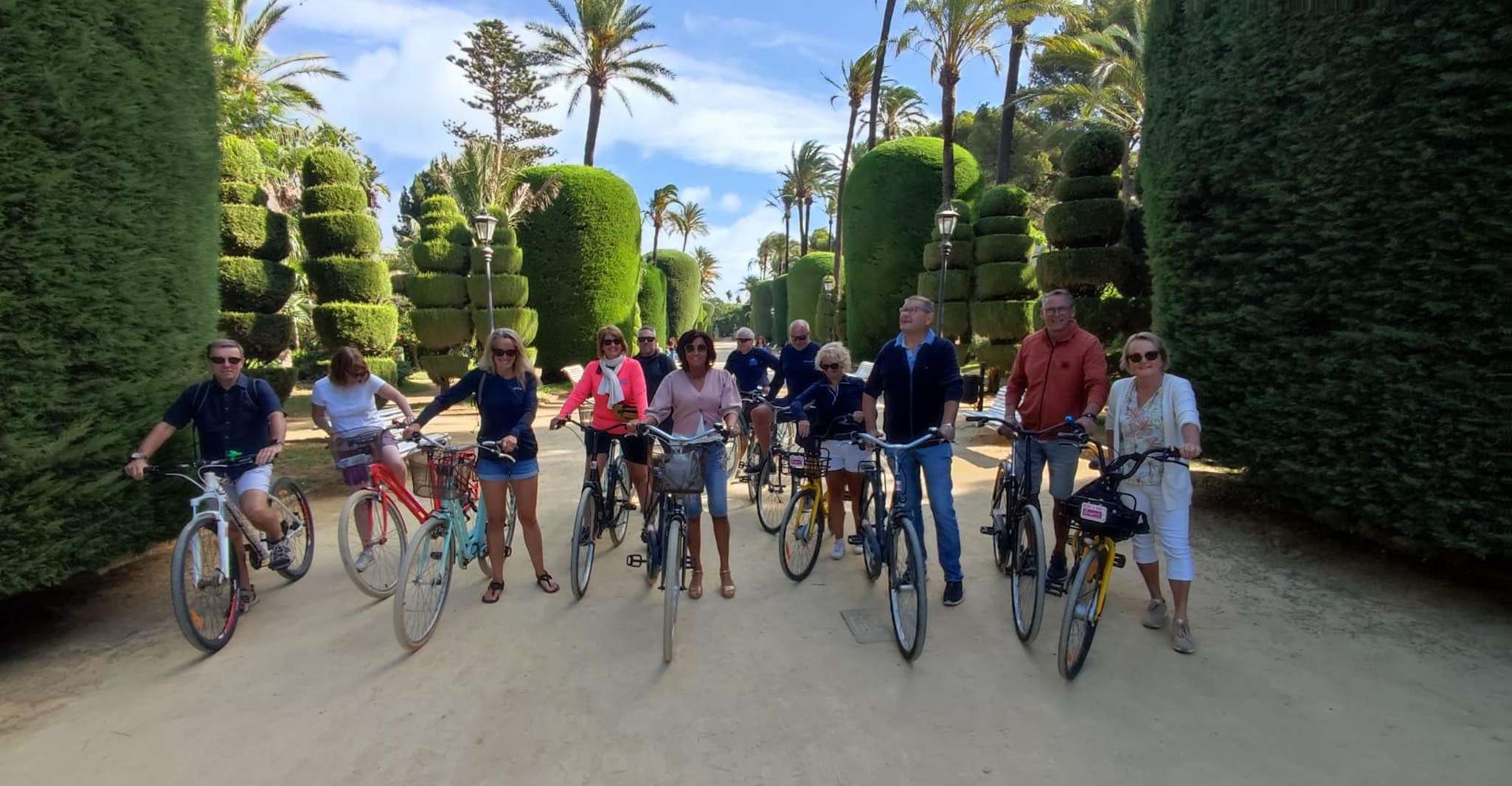 Cadiz: City Sightseeing Guided Tour by Bike photo 8