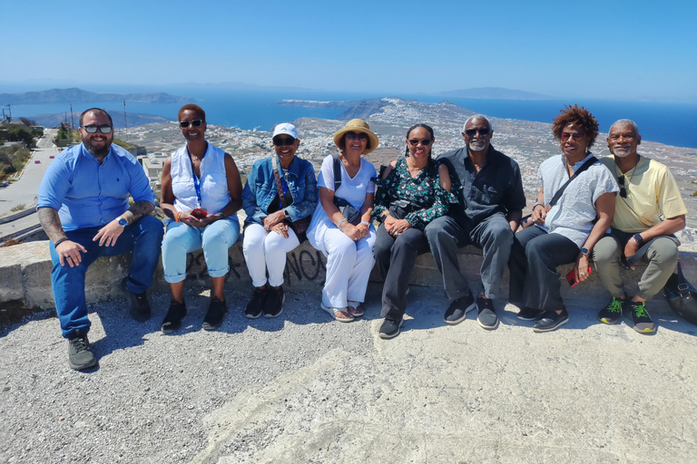 Santorini: Semi-Private Tour with Local Guide 5-hour Semi-Private Tour
