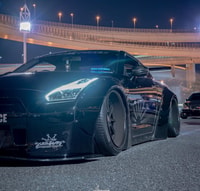 Tokio, Liberty Walk GT-R R35 Ride From Daikoku - Housity