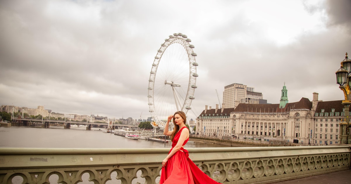 London Flying Activity London: 2-Hour Flying Dress Photoshoot with 50 Edited Photos | GetYourGuide