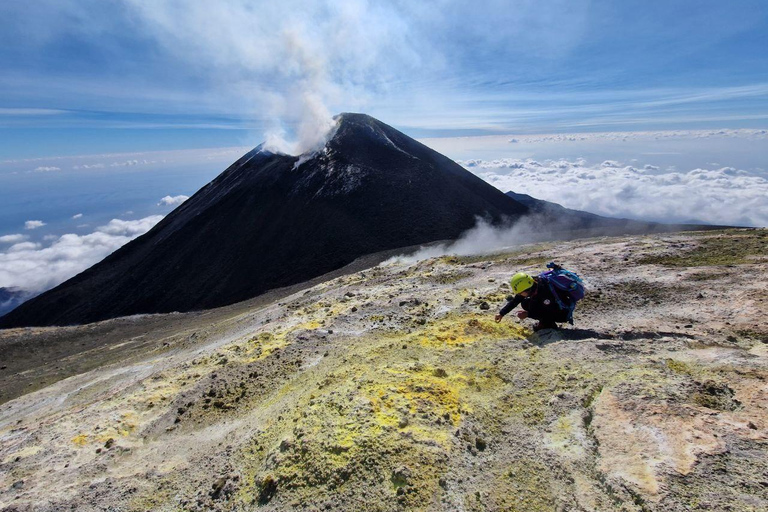 Mount Etna: Vandring till toppen 3400 meter från norra sidan
