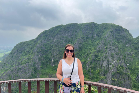 Depuis Hanoi : Ninh Binh - Trang An - Grottes de Mua - Déjeuner et busAu départ de Hanoi : Découvrez la beauté de Ninh Binh - Excursion d&#039;une journée