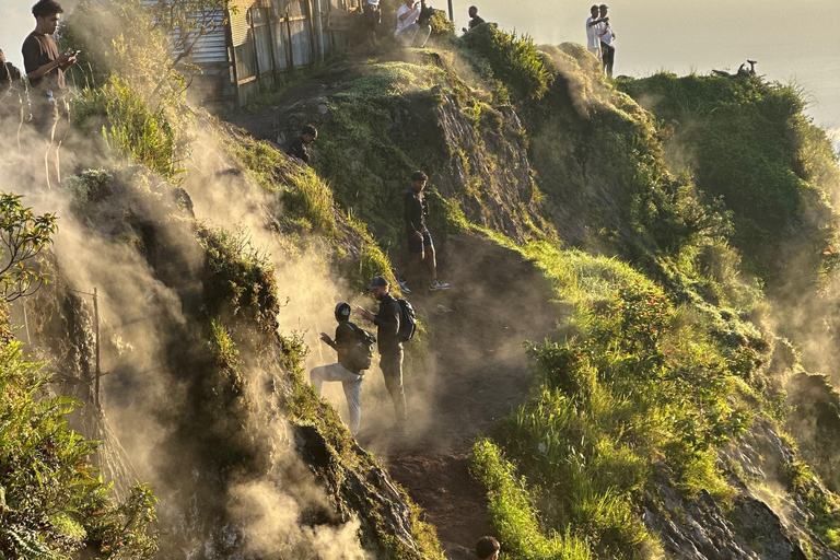 Mount Batur Sunrise Hiking – Sharing Tour with Ubud Pickup Meeting point - Group price option