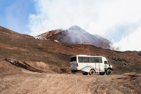 Góra Etna: Wycieczka kratery na szczycieWycieczka w j. francuskim na szczyt Etny