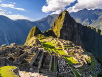 Inca citadel and Machu Picchu Mountain - Hizvo
