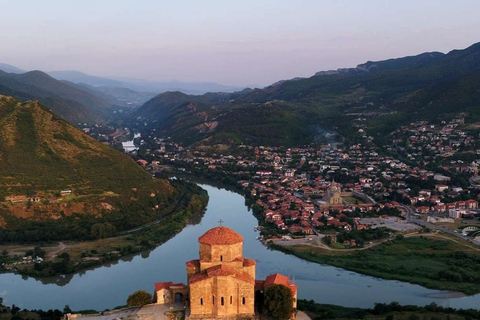 Curta Mtskheta: Catedral de Svetitskhoveli e Jvari ...