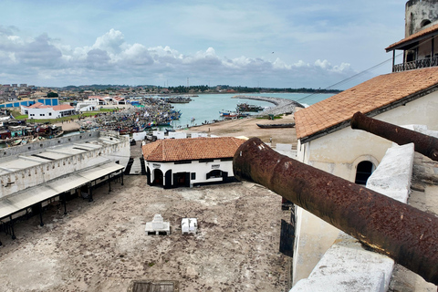 Accra: Cape Coast & Kakum Park Tour by "Trotro" Minibus