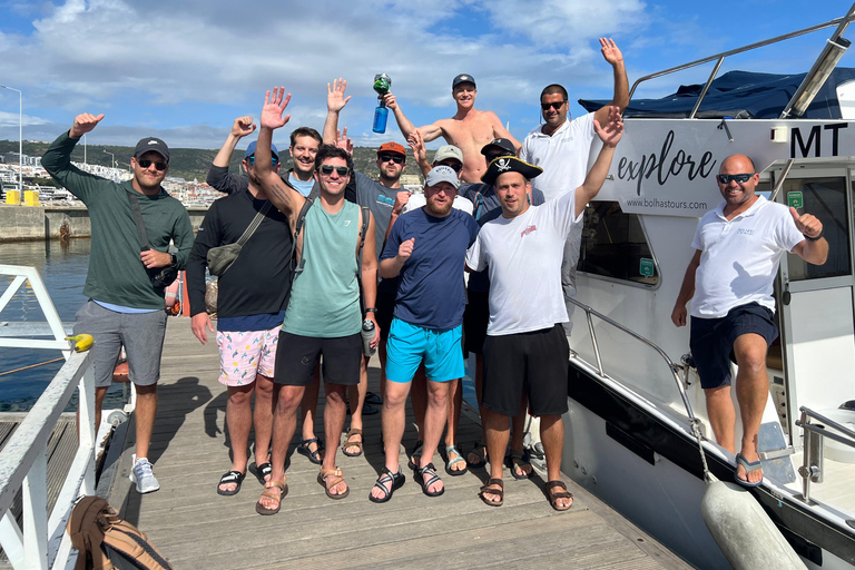 Sesimbra: Exclusive Private Yacht tour with sea activities! Sesimbra: Exclusive Private Yacht Experience and activities,