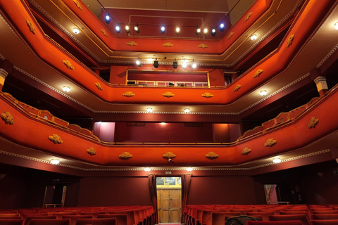 Valencia: Flamenco Show TEATRE TABLAO FLAMENCO in Teatro Talia