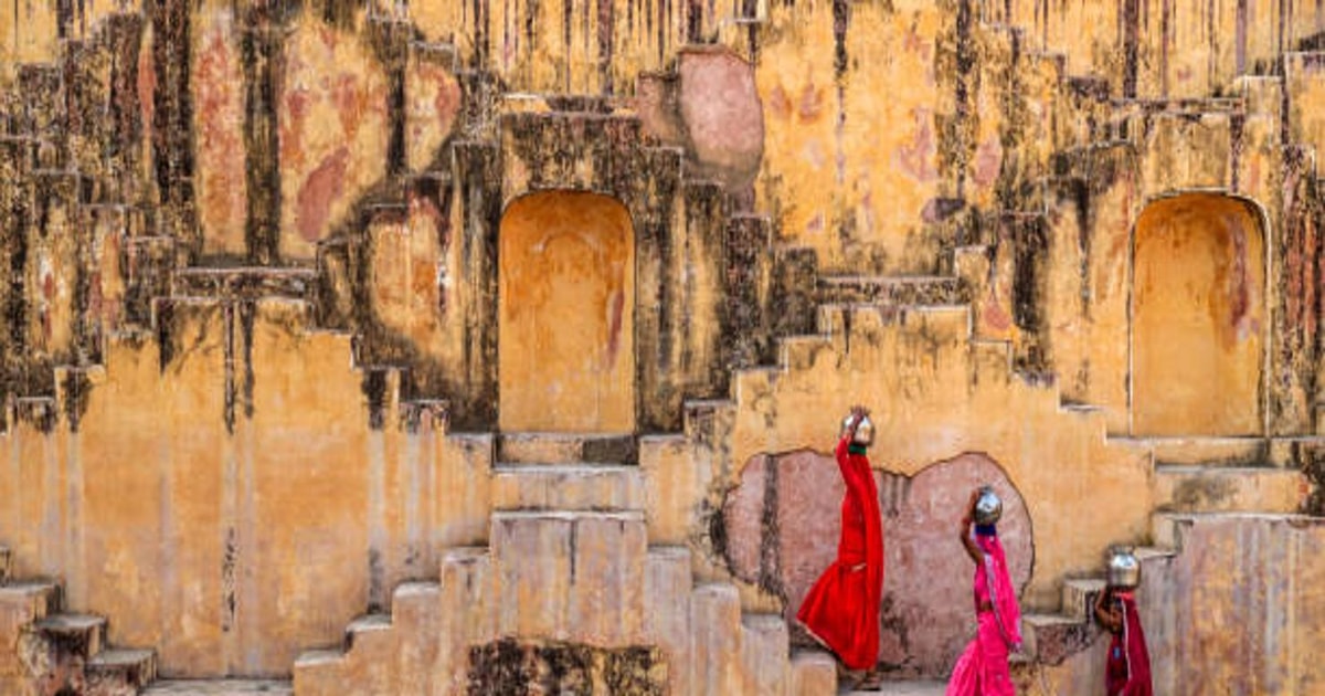 Agra to Jaipur Transfer Via Fatehpur Sikri & Stepwell GetYourGuide