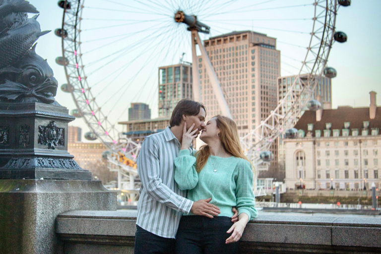 Londen: Private Landmarks Fotoshoot met Video Clip OptieTower Bridge fotoshoot met 25 foto&#039;s