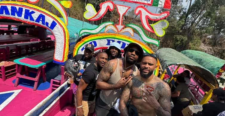 Mexico City: Expert-Guided Boat Tour with Lunch and Drinks photo 16