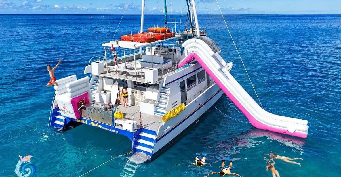 Waikiki: Snorkeling & Ocean Playground Experience — a boat tour from Honolulu, USA