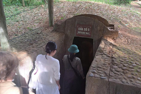 Hue: DMZ & Vinh Moc Tunnels to Phong Nha Cave Day Trip Private Tour/ Flexible Time/ Private Guide