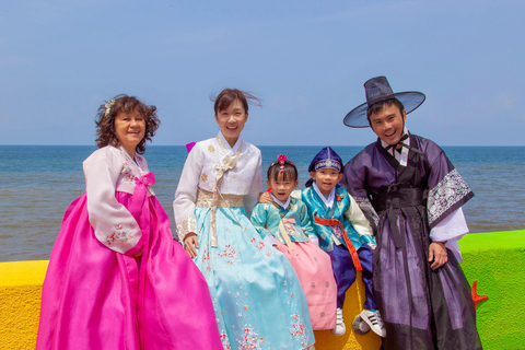 Jeju: Premium Hanbok Experience with Styling & Photo Zone 2 Hours Rental