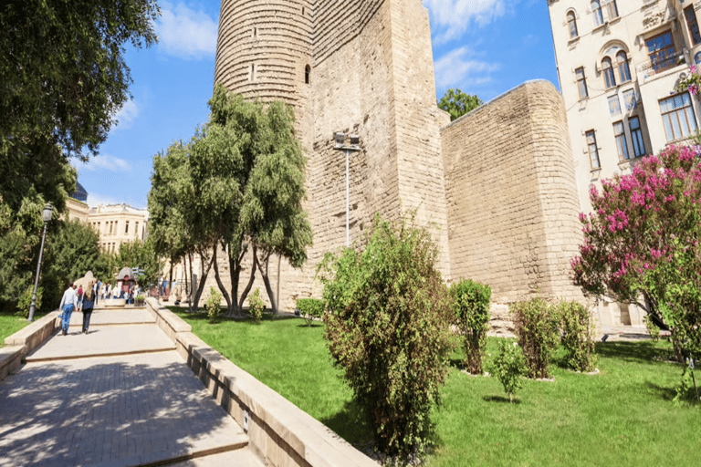 Baku Bike Rental – Explore the City at Your Own Pace