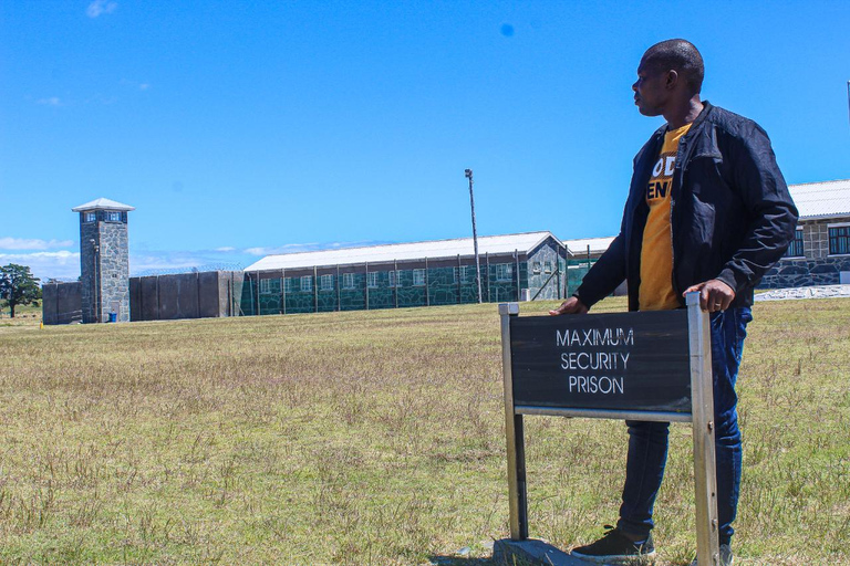 Cape Town: Robben Island Guided Tour, Skip the Ticketing LineLe Cap : visite guidée de Robben Island, sans billet-file