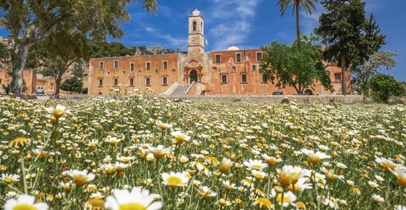 Private Van Tour von Chania zu Klöstern