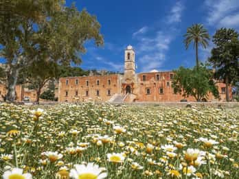 Privat van-tur från Chania till kloster