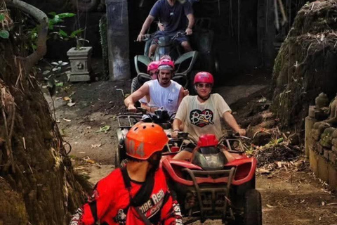 Ubud: tour in quad, rafting e piscina a sfioroTour in quad tandem, rafting e piscina a sfioro