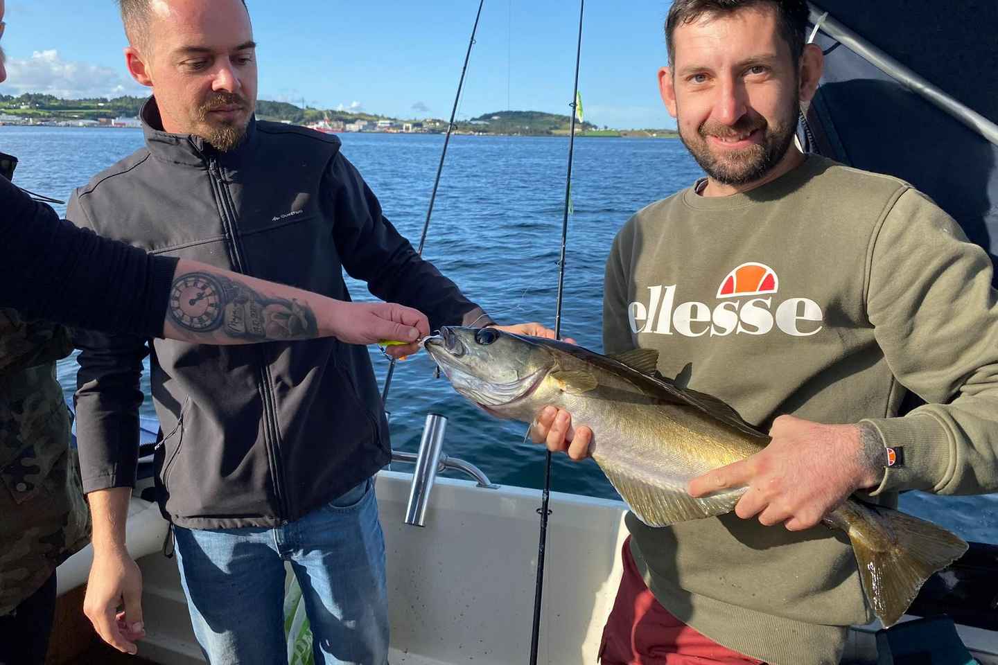 Stavanger: 6-tägige Angel-Expedition mit Wasserfalltouren