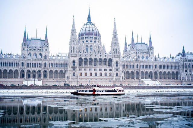 Budapest: Crucero turístico Premium con Tokaj Frizzante