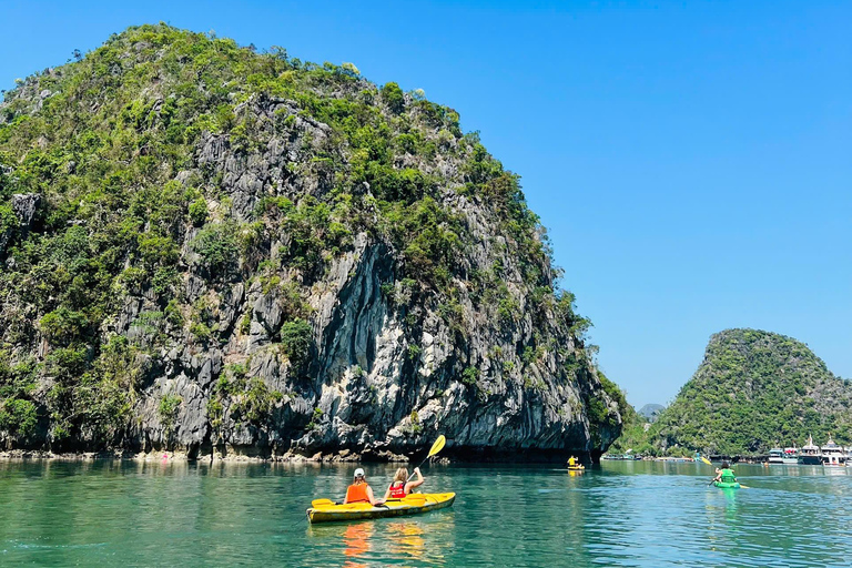 2-tägige Ha Long Bay Island Cruise Tour mit einem 3-Sterne-Kreuzfahrtschiff