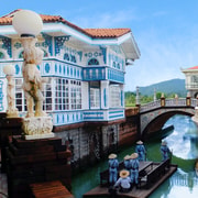 From Manila: Las Casas Filipinas de Acuzar Guided Day Trip From Manila: Las Casas Filipinas de Acuzar Guided Day Trip