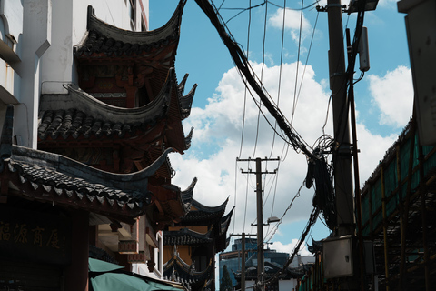 Old Shanghai: Yu Garden, Mosque and City Wall Walking Tour